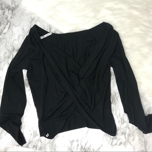 Fabletics Switch Back Long Sleeve Active Wear - Picture 5 of 8
